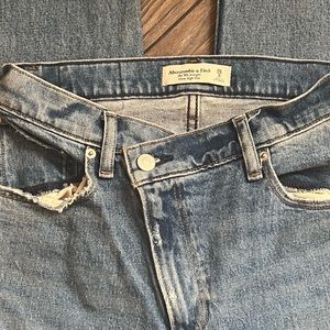 Abercrombie & Fitch 90’s Straight Ultra High Rise jeans